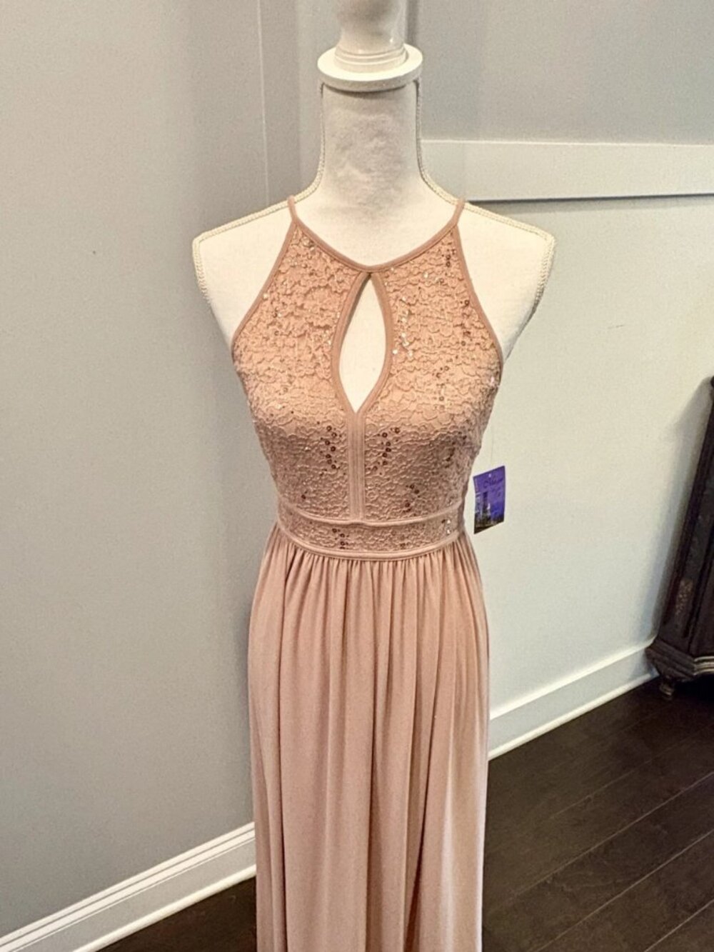 Morgan & Co Sequin Lace Halter Gown Blush Pink Size 3/4 NWT Prom
